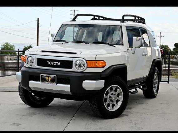 TOYOTA FJ CRUISER 2013 JTEBU4BF3DK167447 image